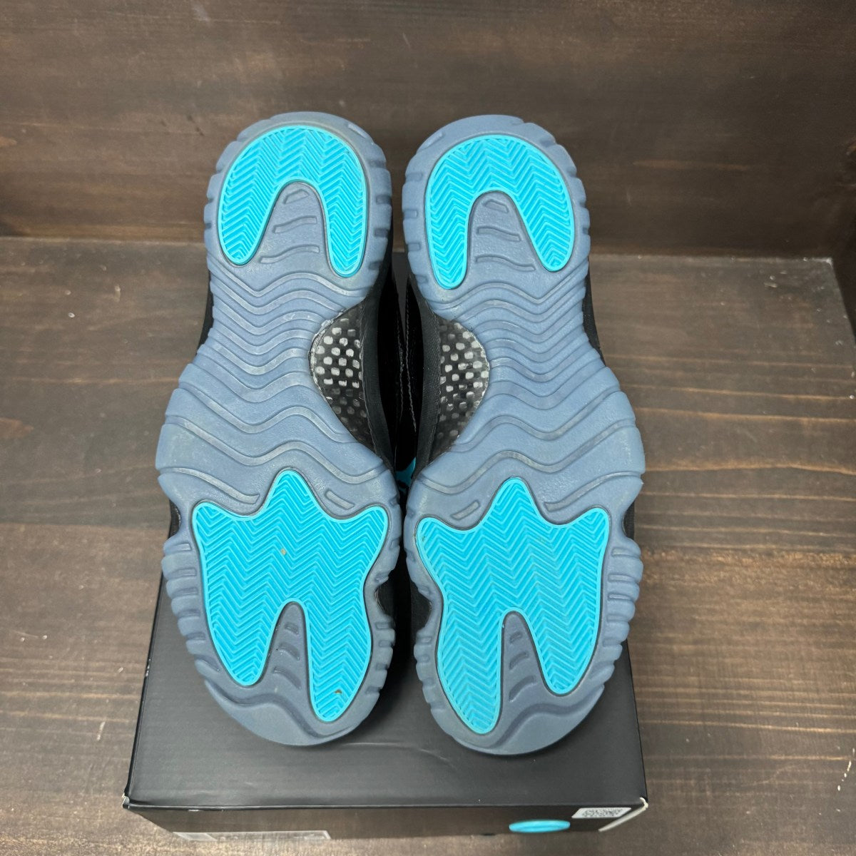Jordan 11 Retro Gamma Blue (2025) - Image 6
