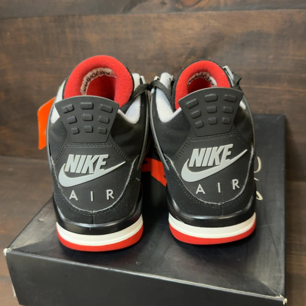 Jordan 4 Retro Bred (2019) - Image 4