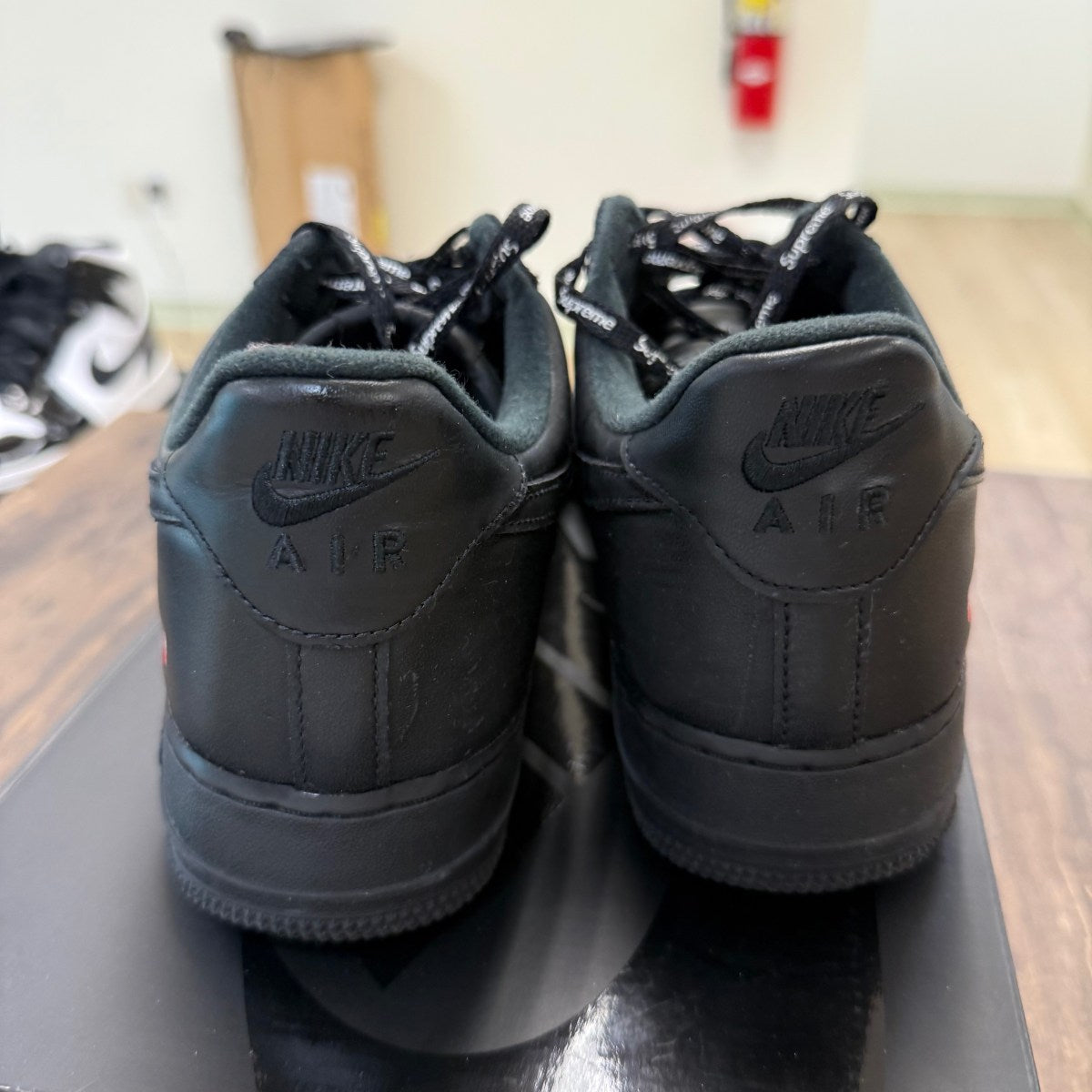 Nike Air Force 1 Low Supreme Black - Image 3