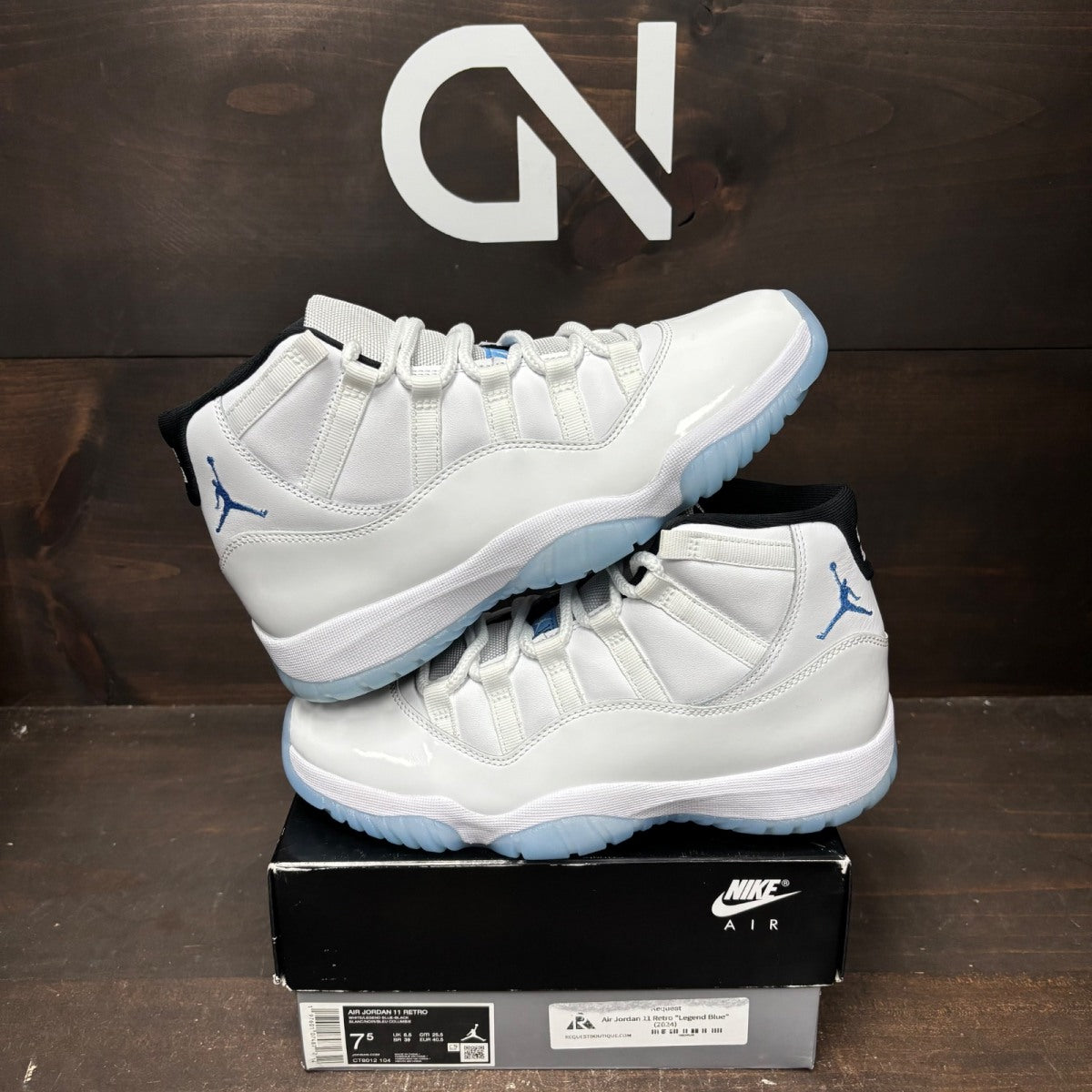 Jordan 11 Retro Legend Blue (2024) - Image 1
