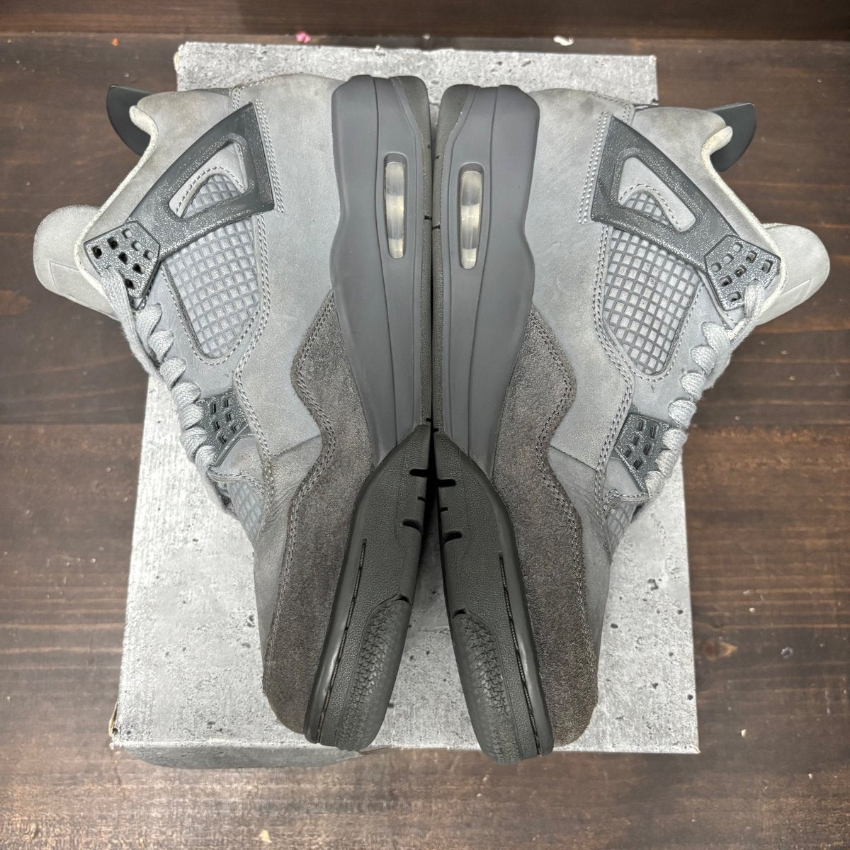 Jordan 4 Retro SE Paris Olympics Wet Cement Size 9.5 (Pre-Owned) - tag