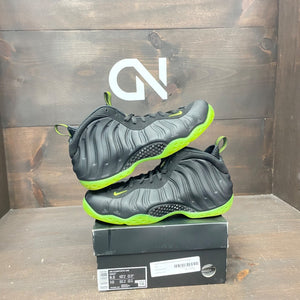 Nike Air Foamposite One Black Volt - Image 1