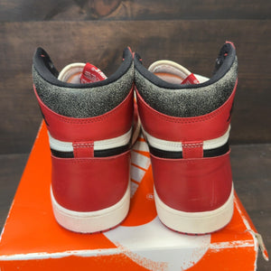 Jordan 1 Retro High OG Chicago Lost and Found - Image 5