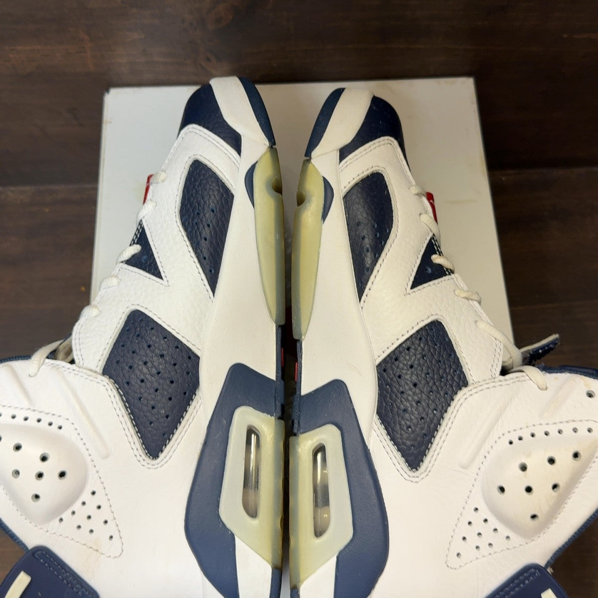 Jordan 6 Retro Olympic (2024) - Image 6