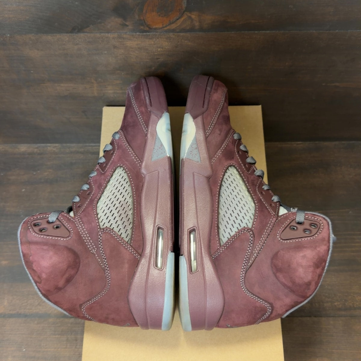 Jordan 5 Retro Burgundy (2023) Size 10 (Pre-Owned) - Image 5