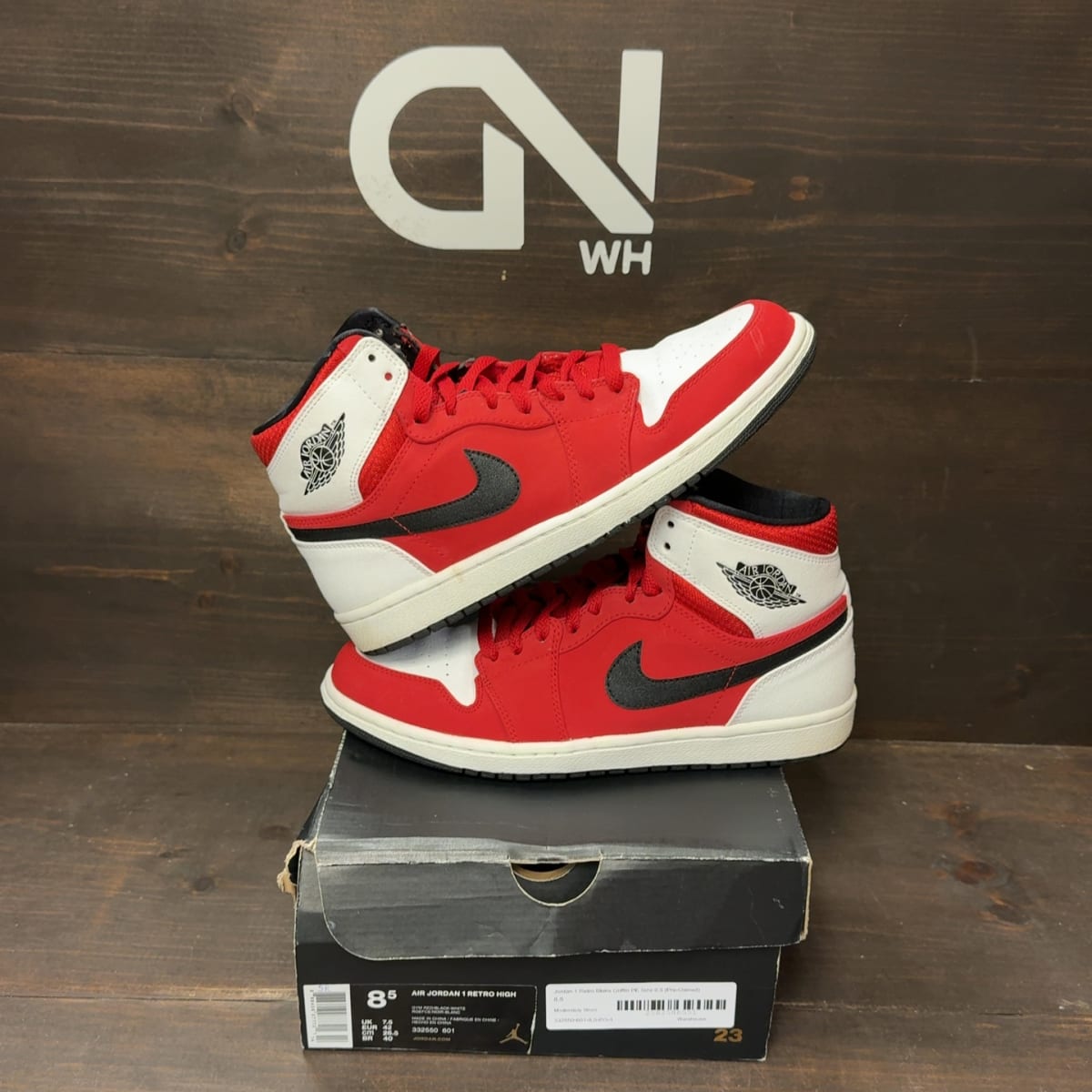 Jordan 1 Retro Blake Griffin PE Size 8.5 (Pre-Owned) - front