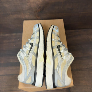 Nike P-6000 Coconut Milk Metallic Silver (Women's) Size 7W (Pre-Owned) - Image 6