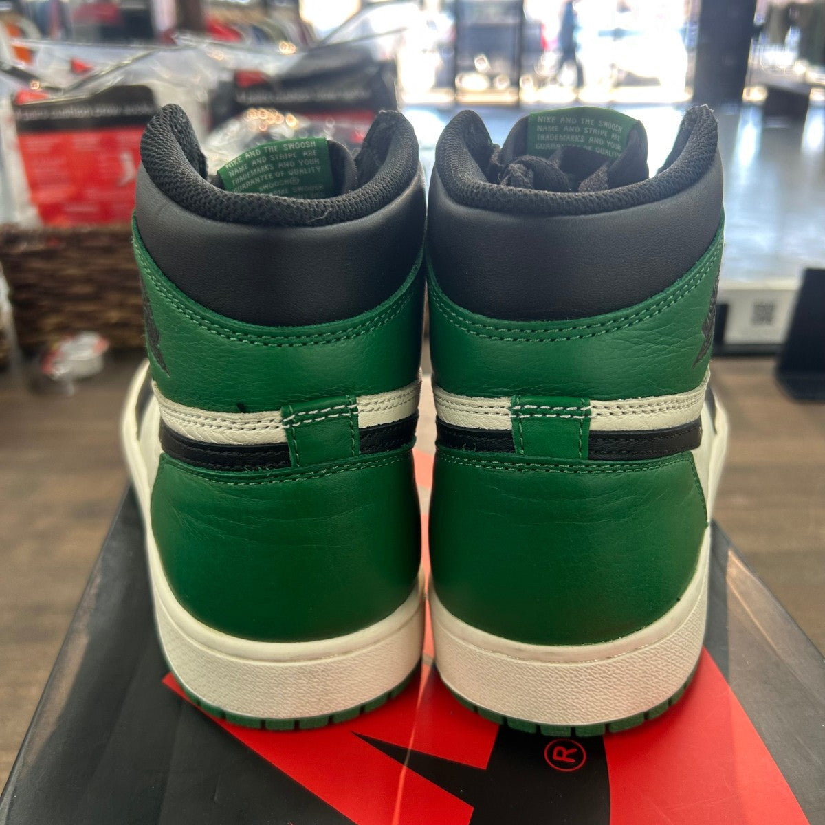 Jordan 1 Retro High Pine Green - Image 4