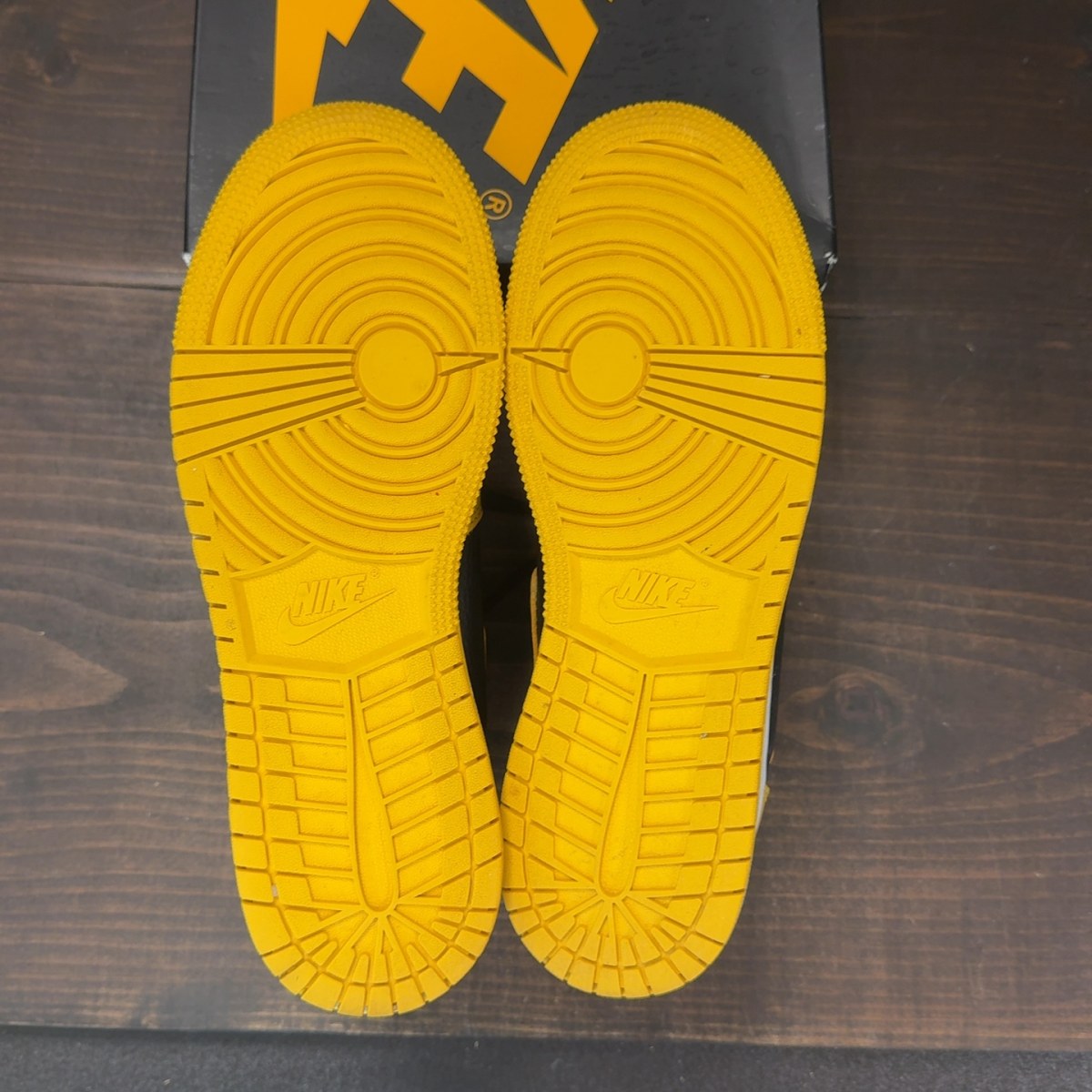 Jordan 1 Retro High OG Pollen (GS) - Image 8