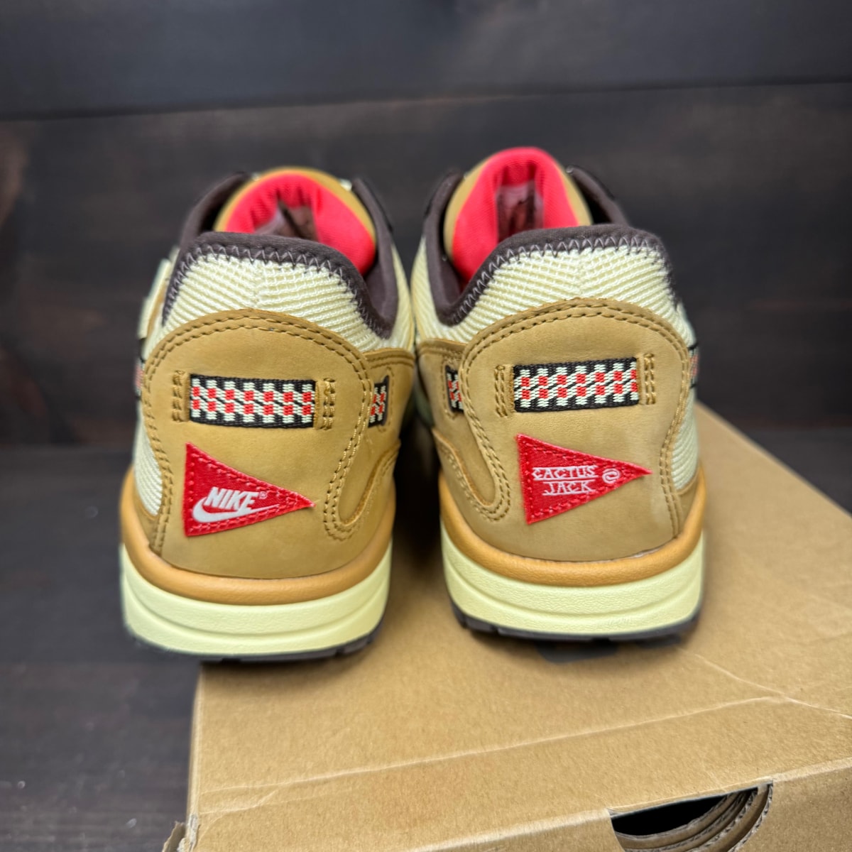 Nike Air Max 1 Travis Scott Cactus Jack Wheat Lemon Drop - Image 5