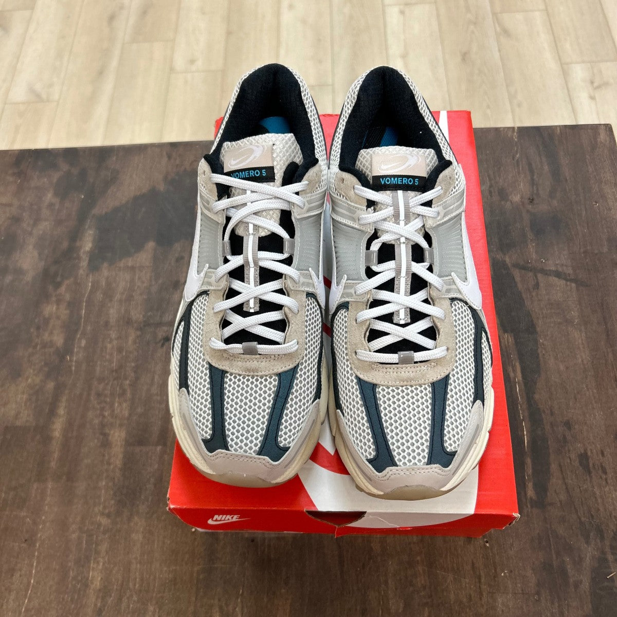 Nike Zoom Vomero 5 Supersonic Light Bone Black - Image 2