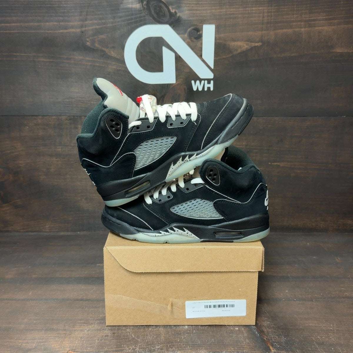 Jordan 5 Retro OG Black Metallic Reimagined (GS) Size 5Y (Pre-Owned) - Image 1
