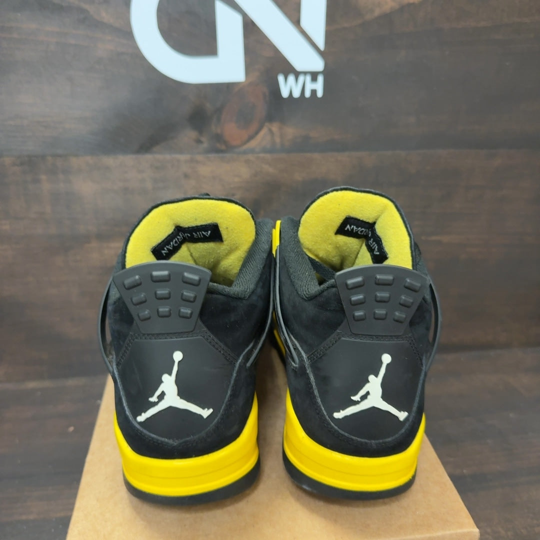 Jordan 4 Retro Thunder (2023) Size 9 (Pre-Owned) - Image 4