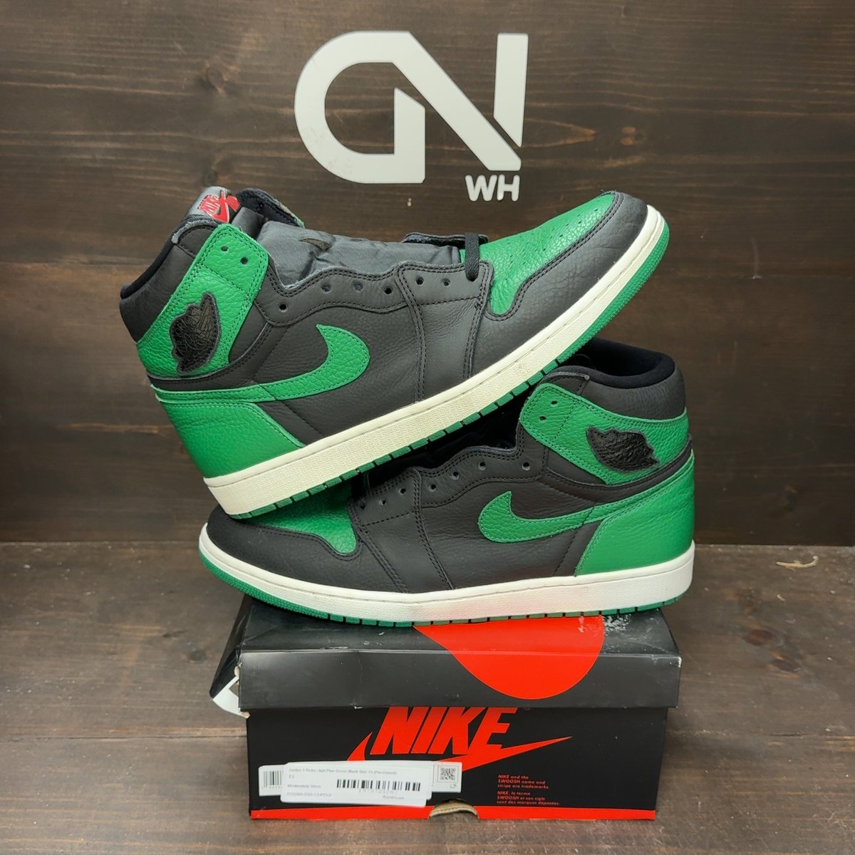 Jordan 1 Retro High Pine Green Black Size 13 (Pre-Owned) - front