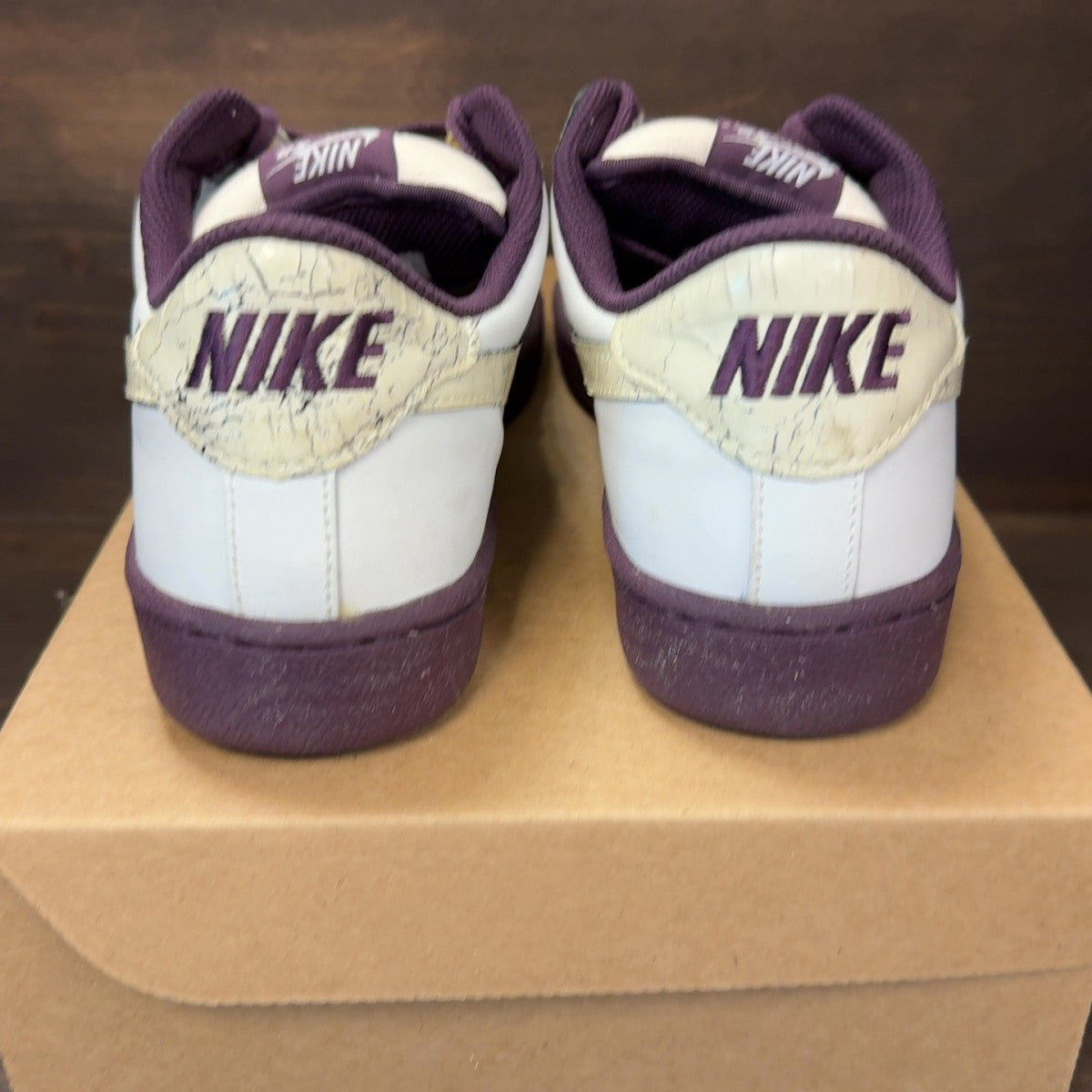 Nike SB Air Classic MC Hammer Size 9 (Pre-Owned) - Image 5