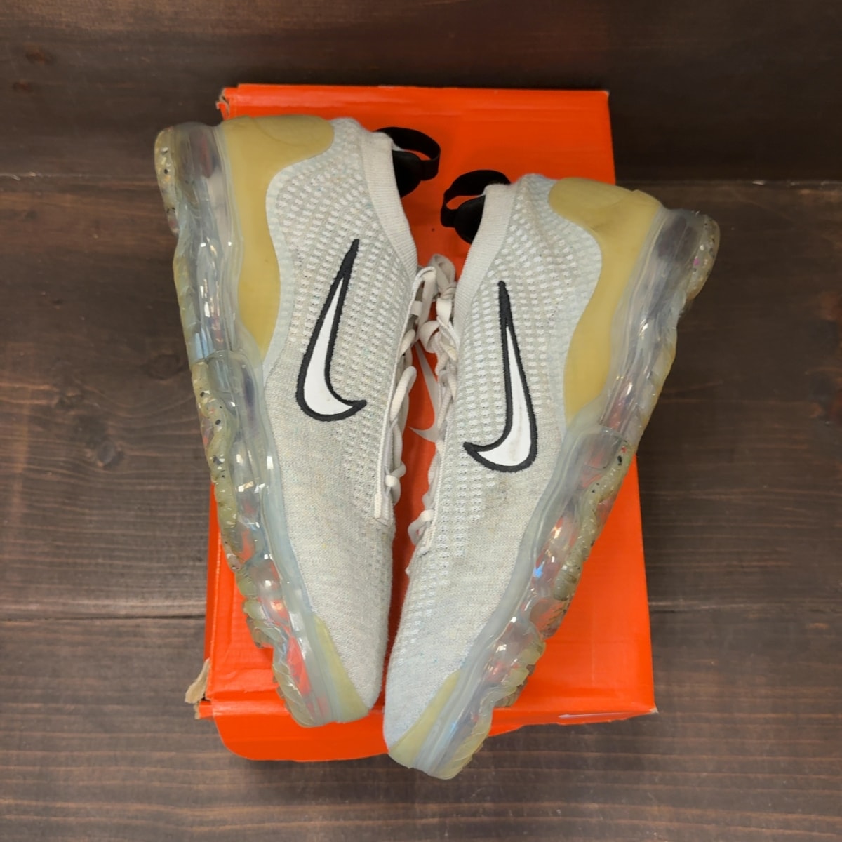 Nike Air VaporMax 2021 FK White Black Metallic Silver - Image 2