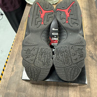 Olive Jordan 9 Retro (USED)