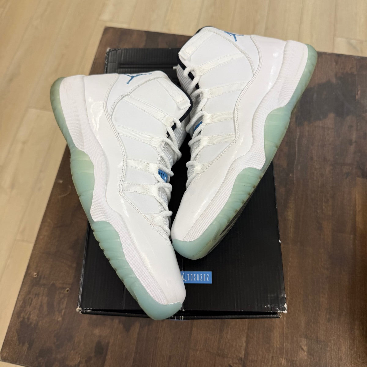 Jordan 11 Retro Legend Blue (2014) - Image 1