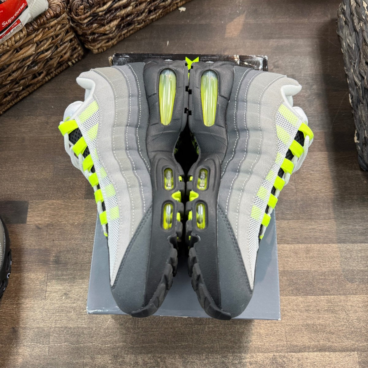 Nike Air Max 95 OG Big Bubble Neon (2026) (Women's) - Image 2