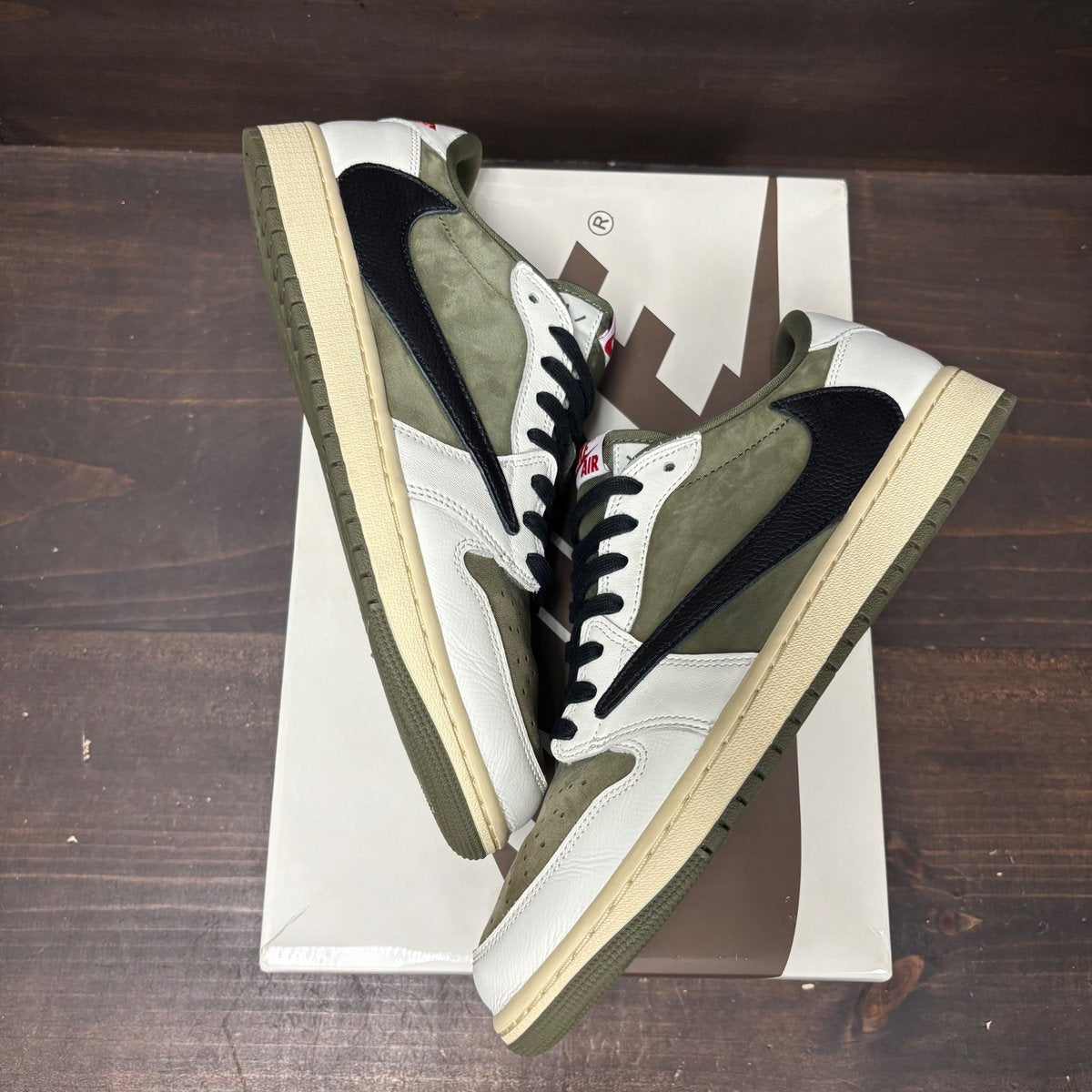 Jordan 1 Retro Low OG SP Travis Scott Medium Olive Size 10.5 (Pre-Owned) - back