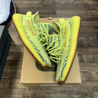 Semi Frozen Yellow adidas Yeezy Boost 350 V2 (USED)