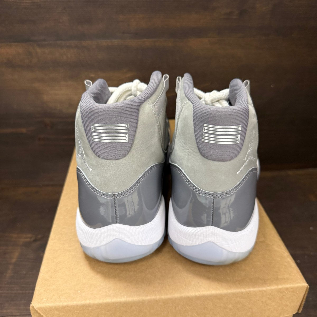Jordan 11 Retro Cool Grey (2021) Size 8 (Pre-Owned) - Image 4