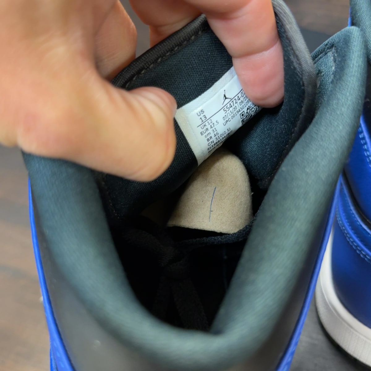Jordan 1 Mid Hyper Royal Tumbled Leather - Image 7