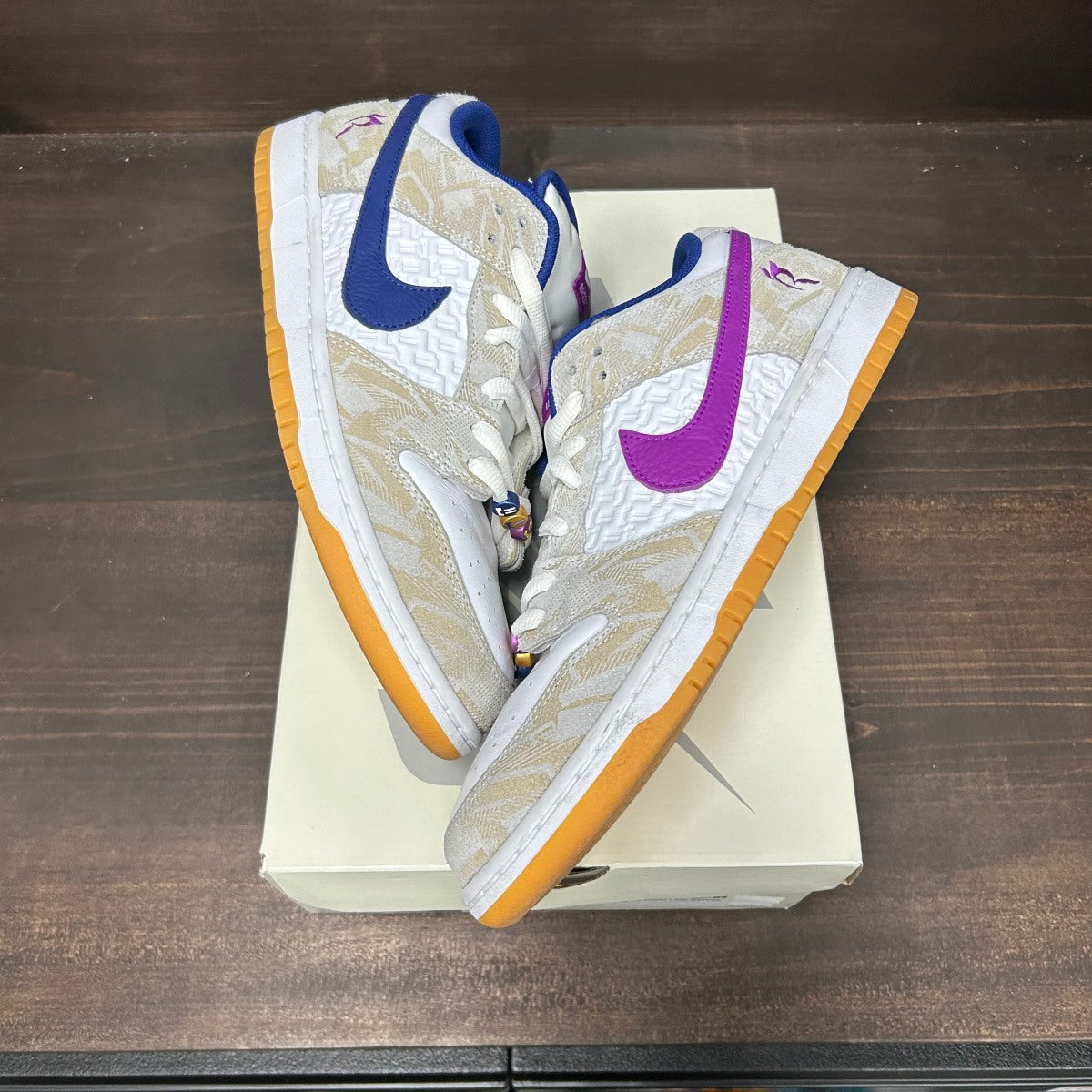 Nike SB Dunk Low Rayssa Leal - Image 2