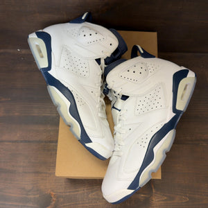 Jordan 6 Retro Midnight Navy (2022) Size 11.5 (Pre-Owned) - Image 2