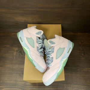 Jordan 5 Retro Easter (2022) (GS) Size 7Y (Pre-Owned) - Image 2