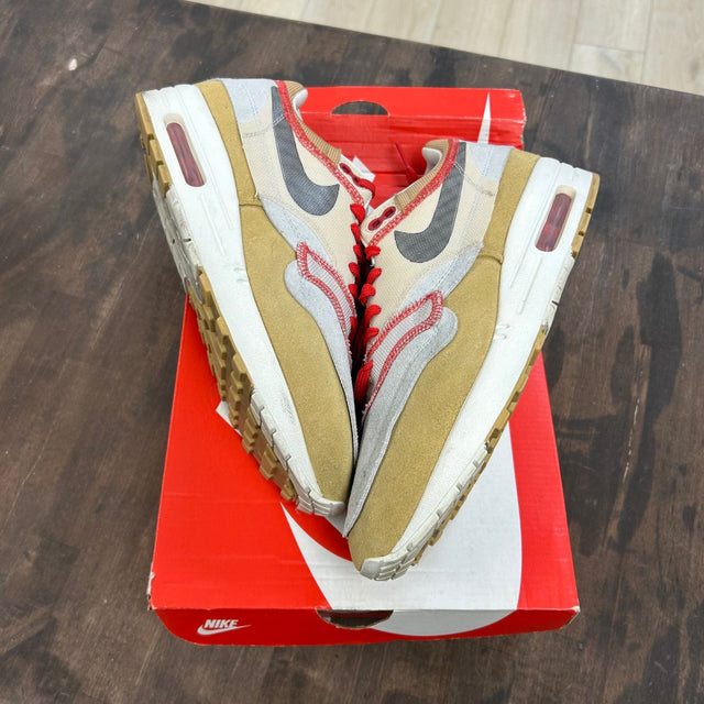 Nike Air Max 1 Inside Out Club Gold Black - Image 1