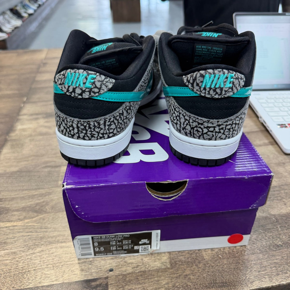 Nike SB Dunk Low atmos Elephant - Image 3