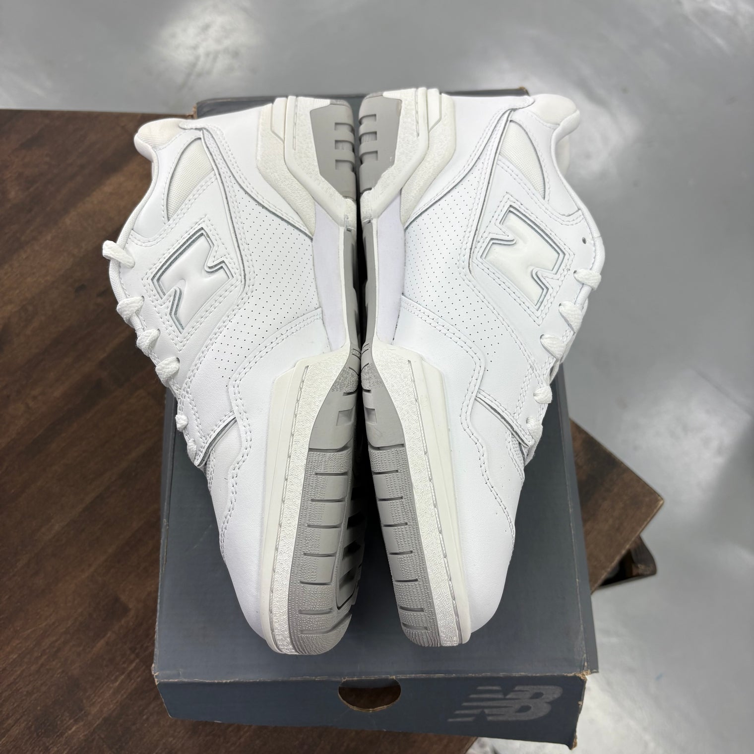 White Grey New Balance 550 (USED)