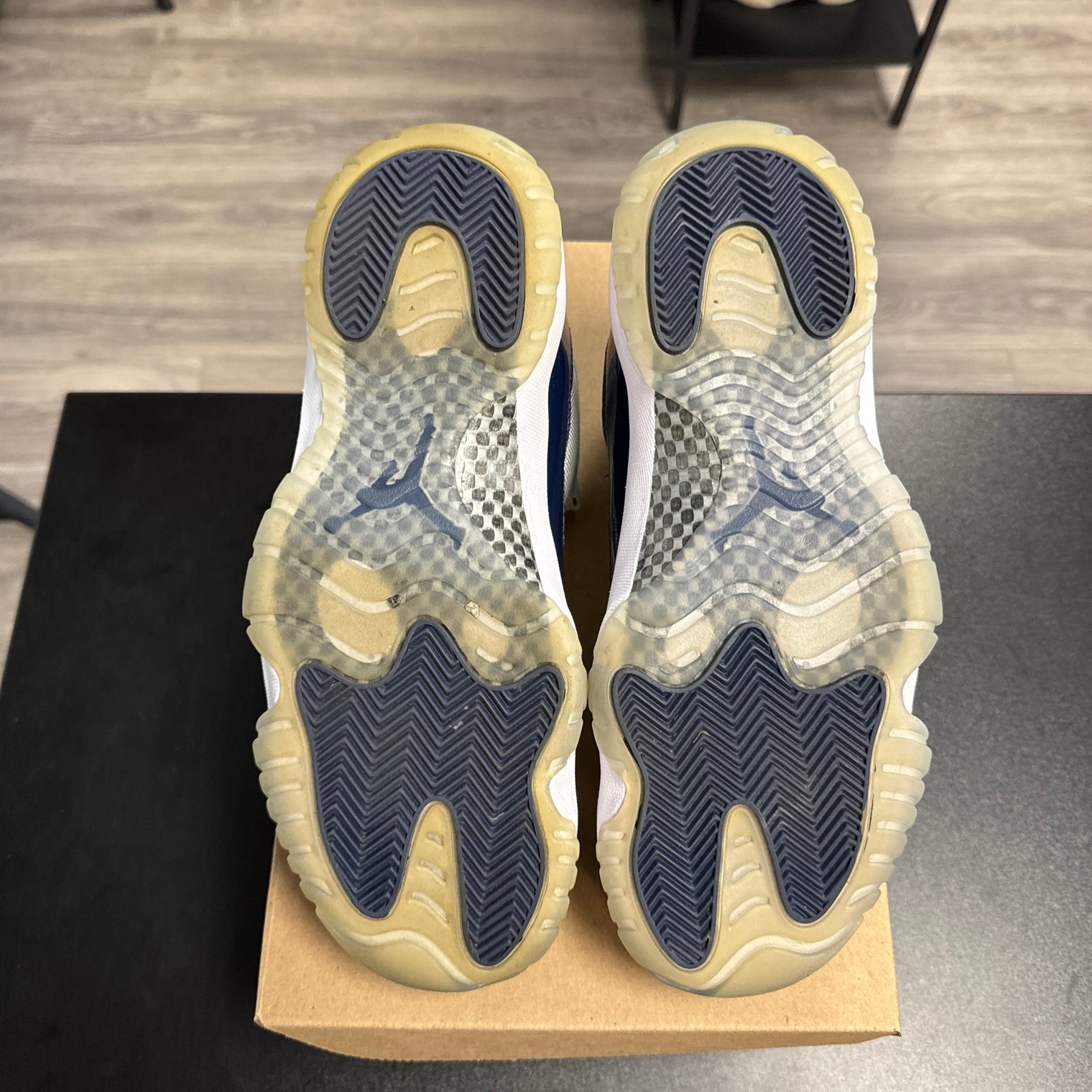 Georgetown Jordan 11 (USED, no box)