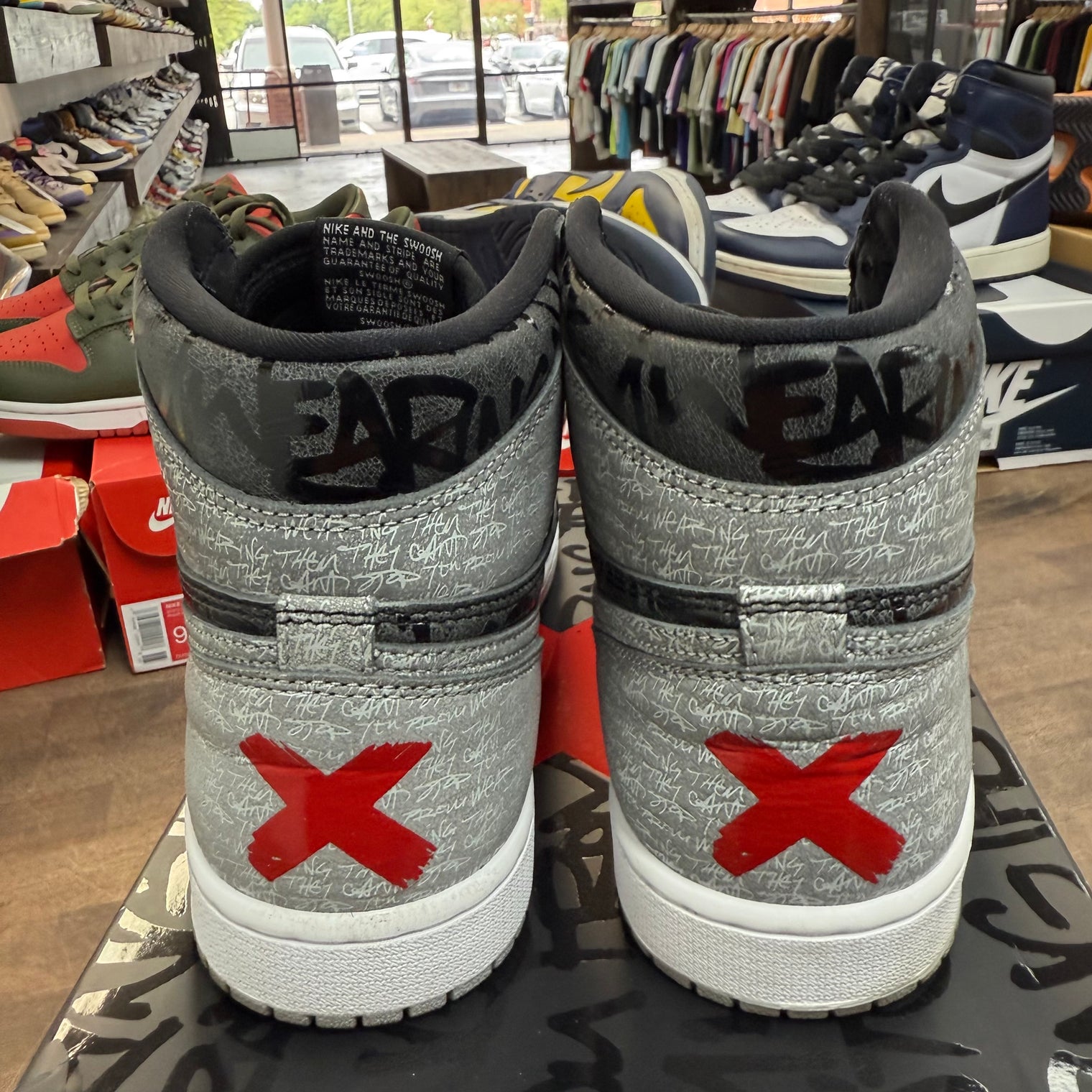 Rebellioniare Jordan 1 High (USED)