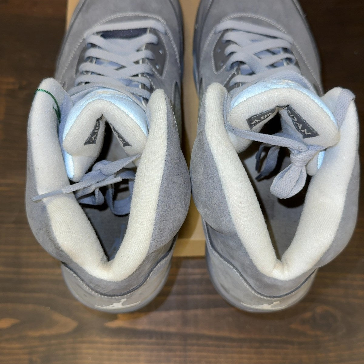 Jordan 5 Retro Wolf Grey (2026) Size 13 (Pre-Owned) - Image 6