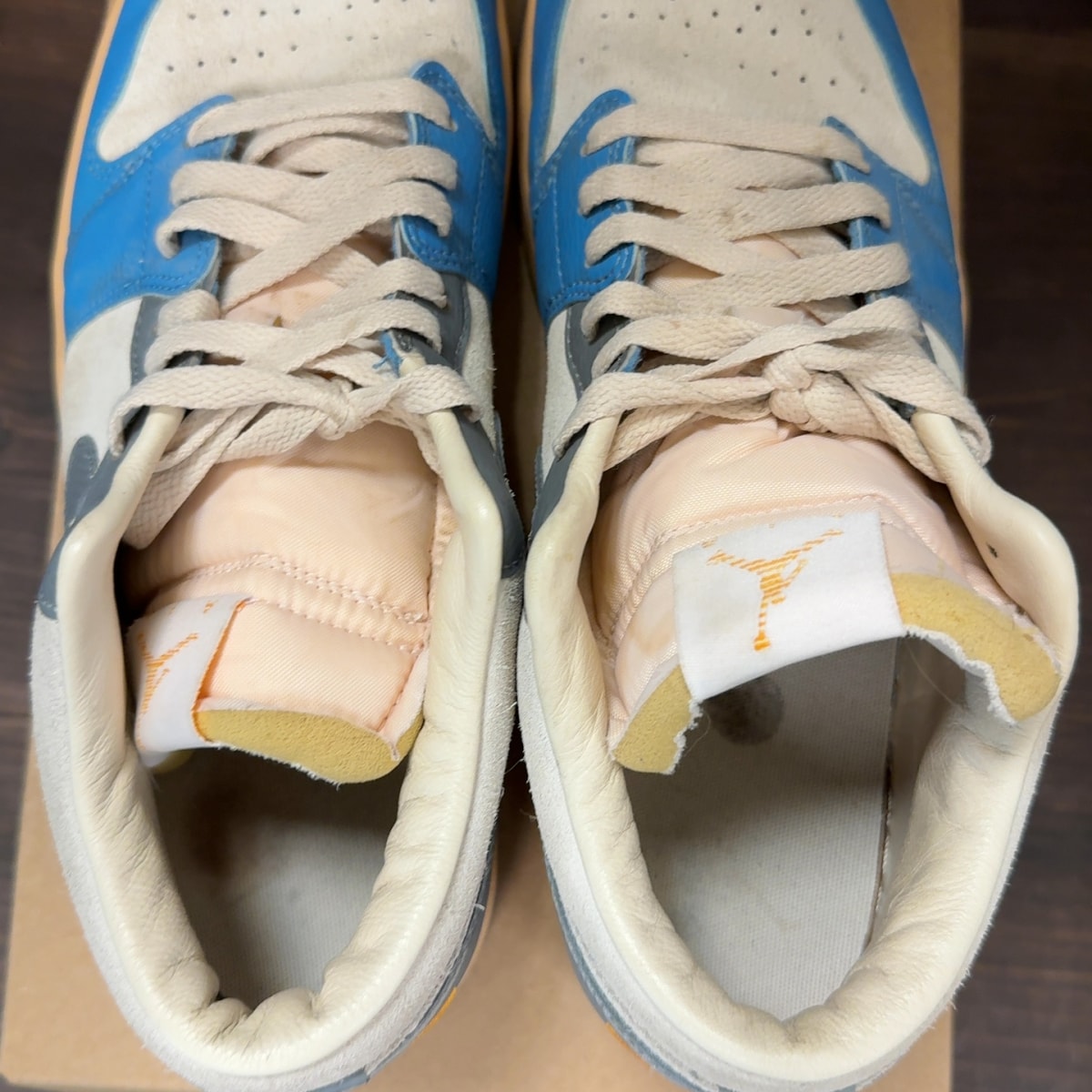 Jordan 1 Low Vintage UNC Grey Size 9.5 (Pre-Owned) - Image 5