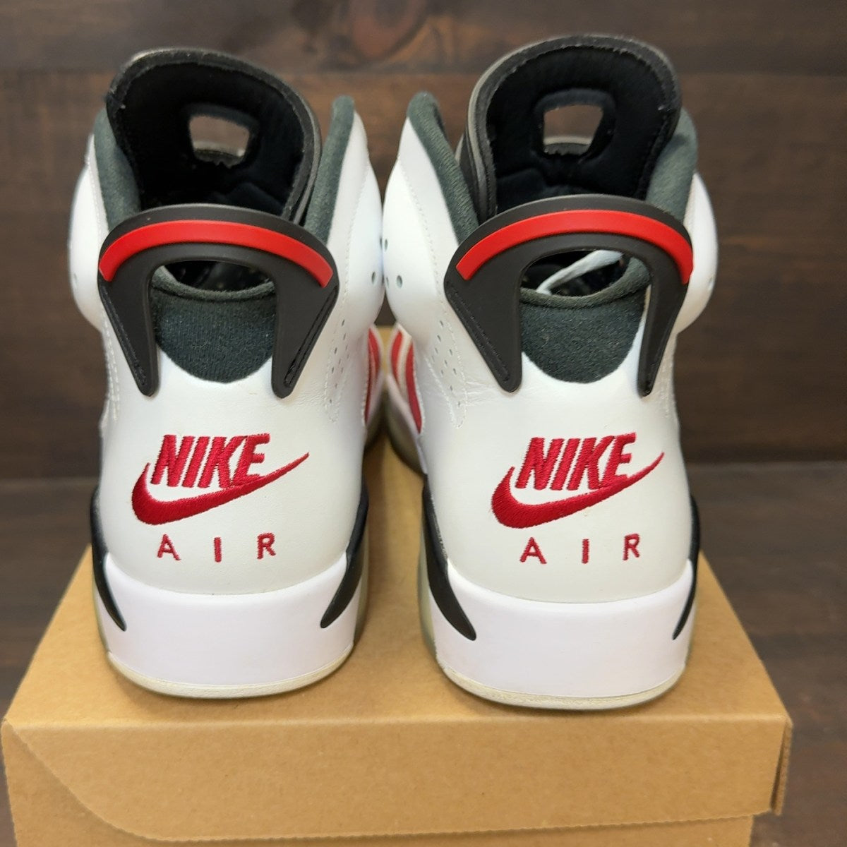 Jordan 6 Retro Carmine (2021) Size 10 (Pre-Owned) - Image 5