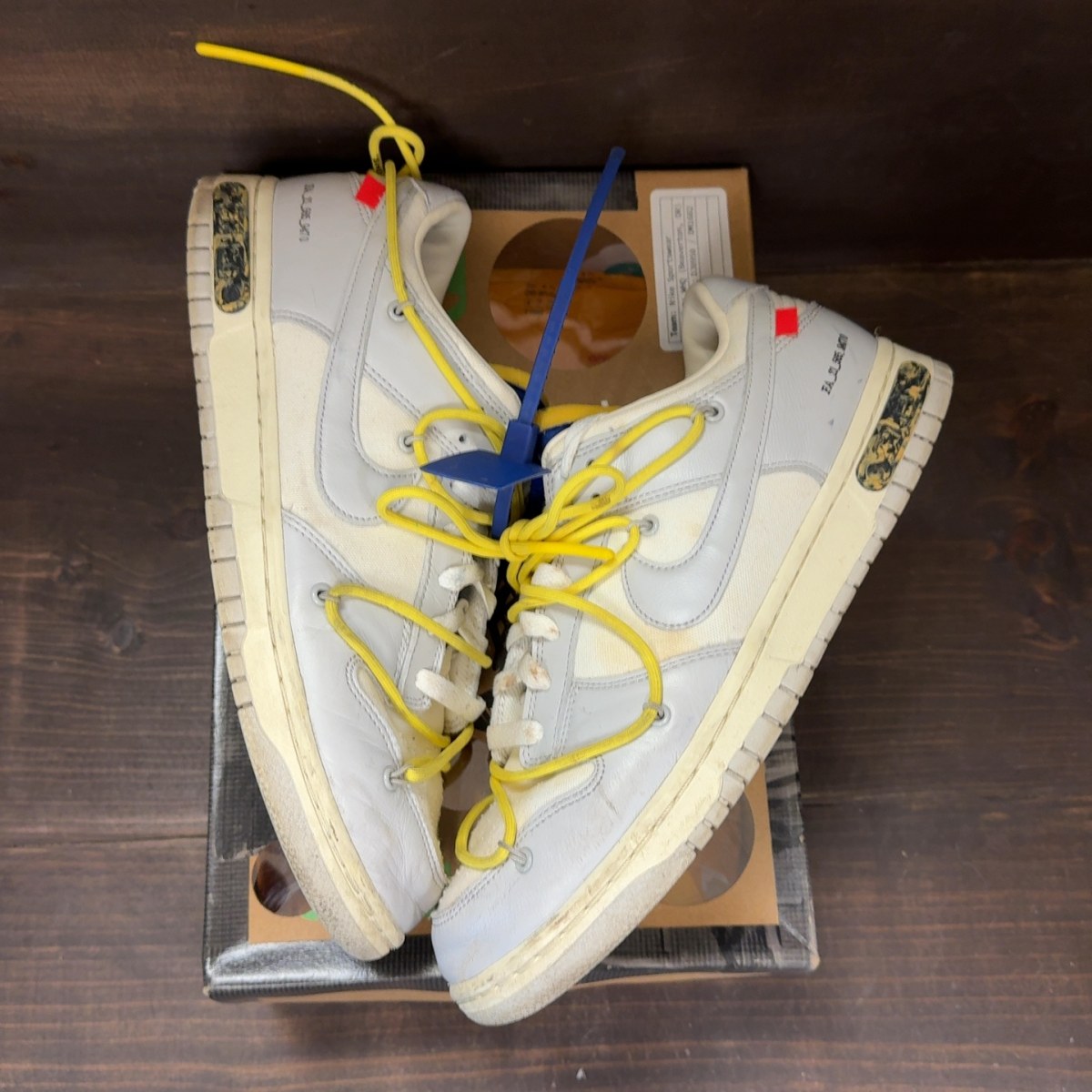 Nike Dunk Low Off-White Lot 27 - Image 2
