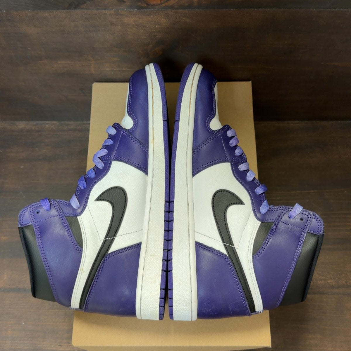 Jordan 1 Retro High Court Purple White Size 10 (Pre-Owned) - Image 5