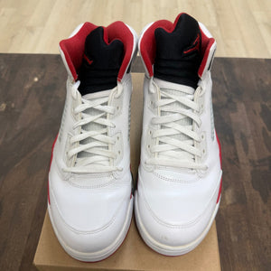 Jordan 5 Retro Fire Red Black Tongue (2013) Size 13 (Pre-Owned) - Image 2