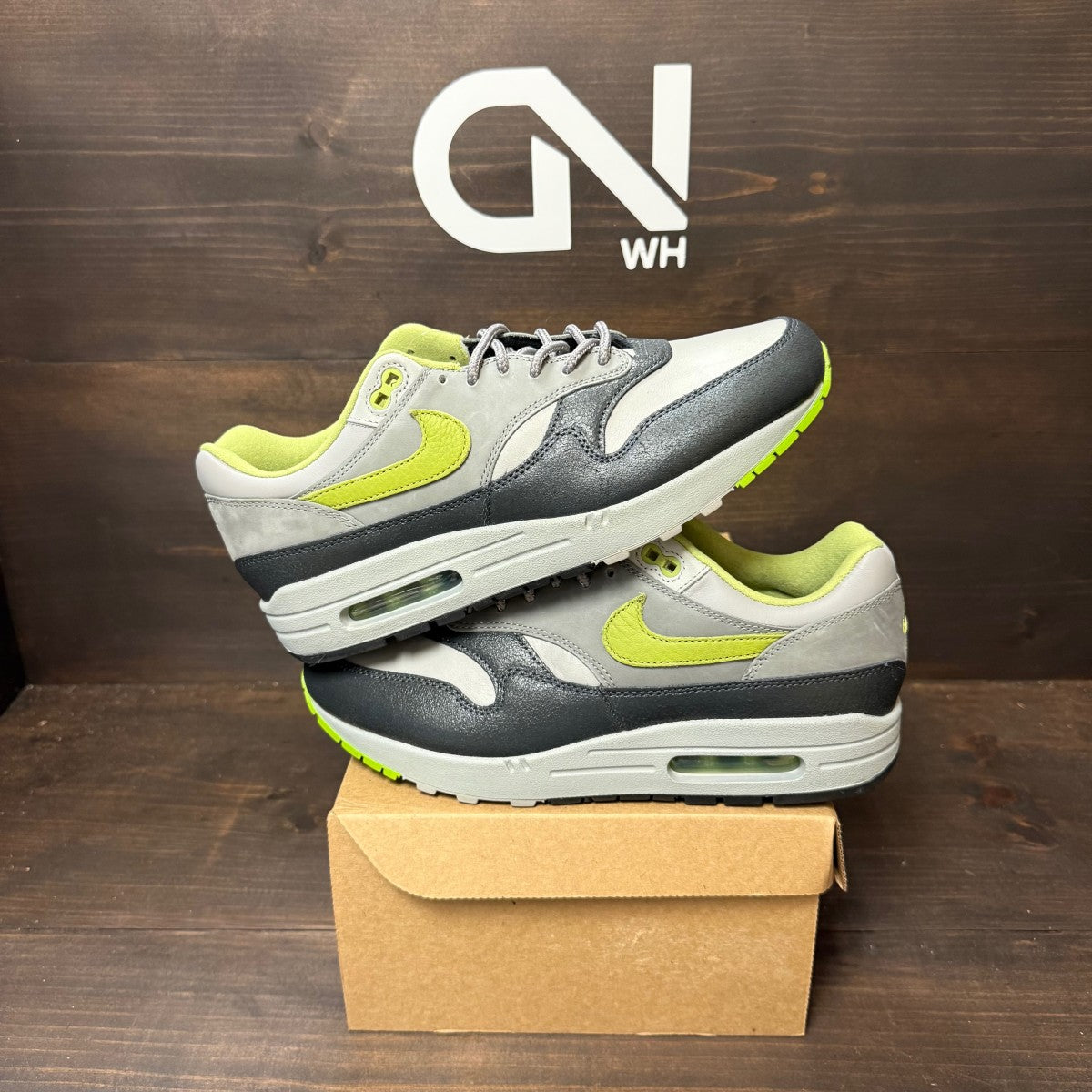 Nike Air Max 1 SP HUF Pear Green (2024) Size 9.5 (Pre-Owned) - Image 1