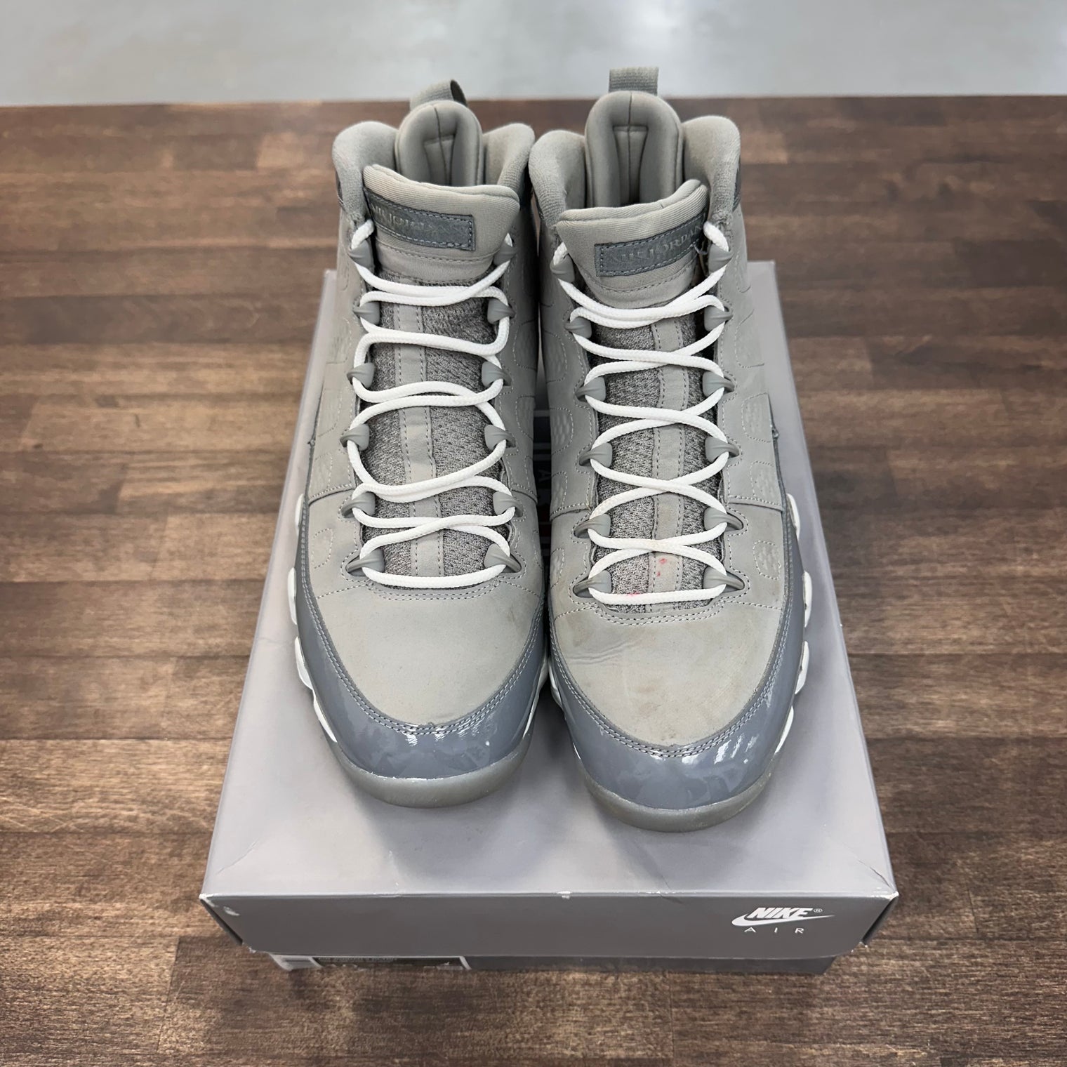 Cool Grey Jordan 9 (2025) (USED)