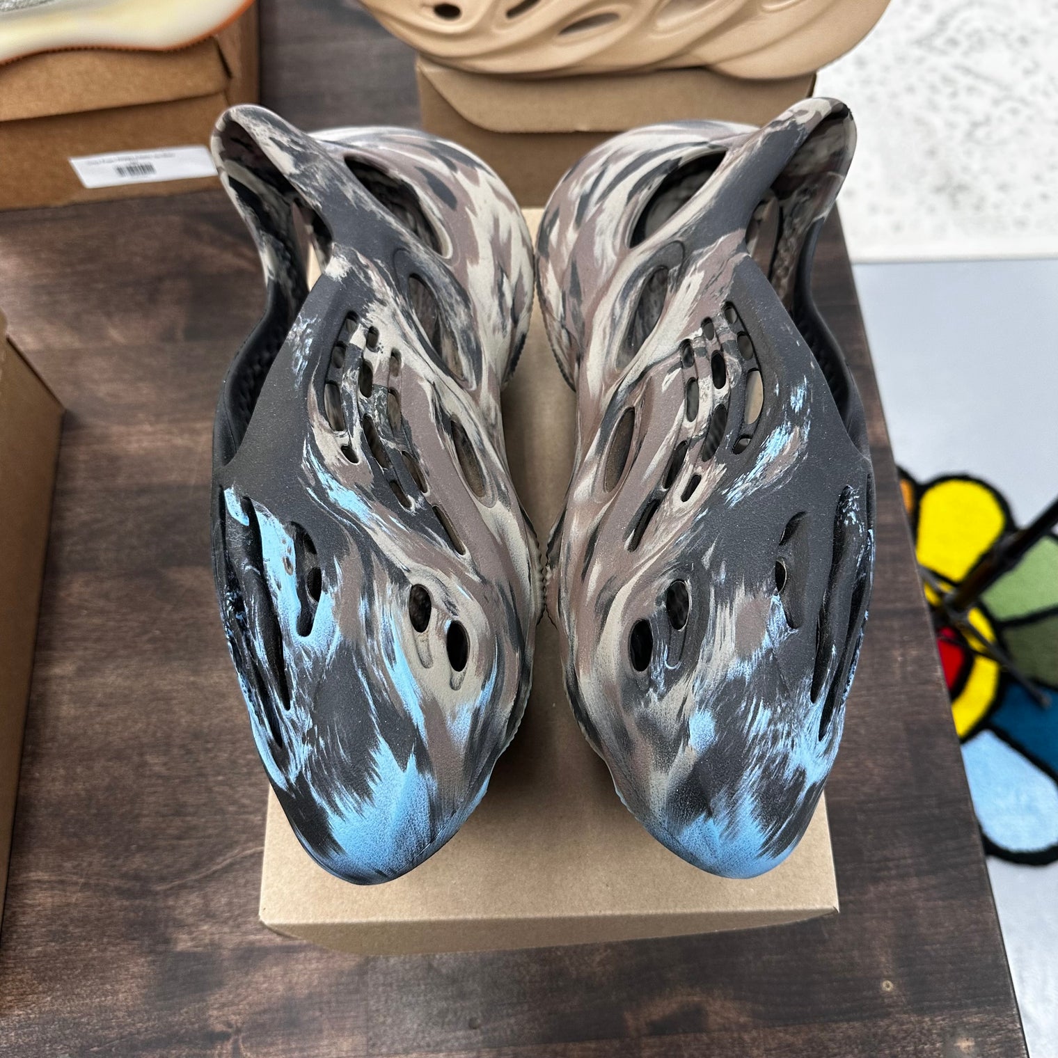 MX Carbon Yeezy Foam RNNR (USED, No Box)