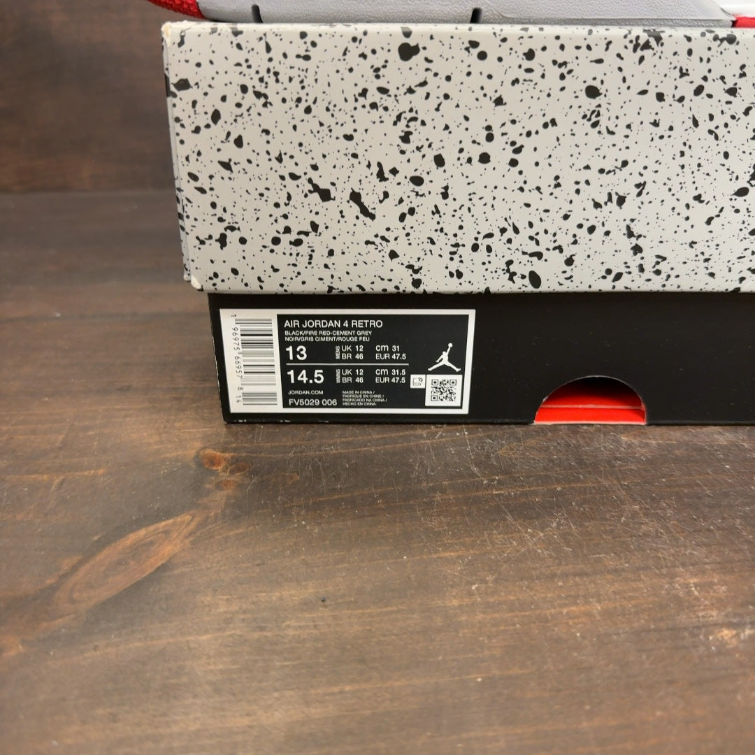 Jordan 4 Retro Bred Reimagined Size 13 (Pre-Owned)