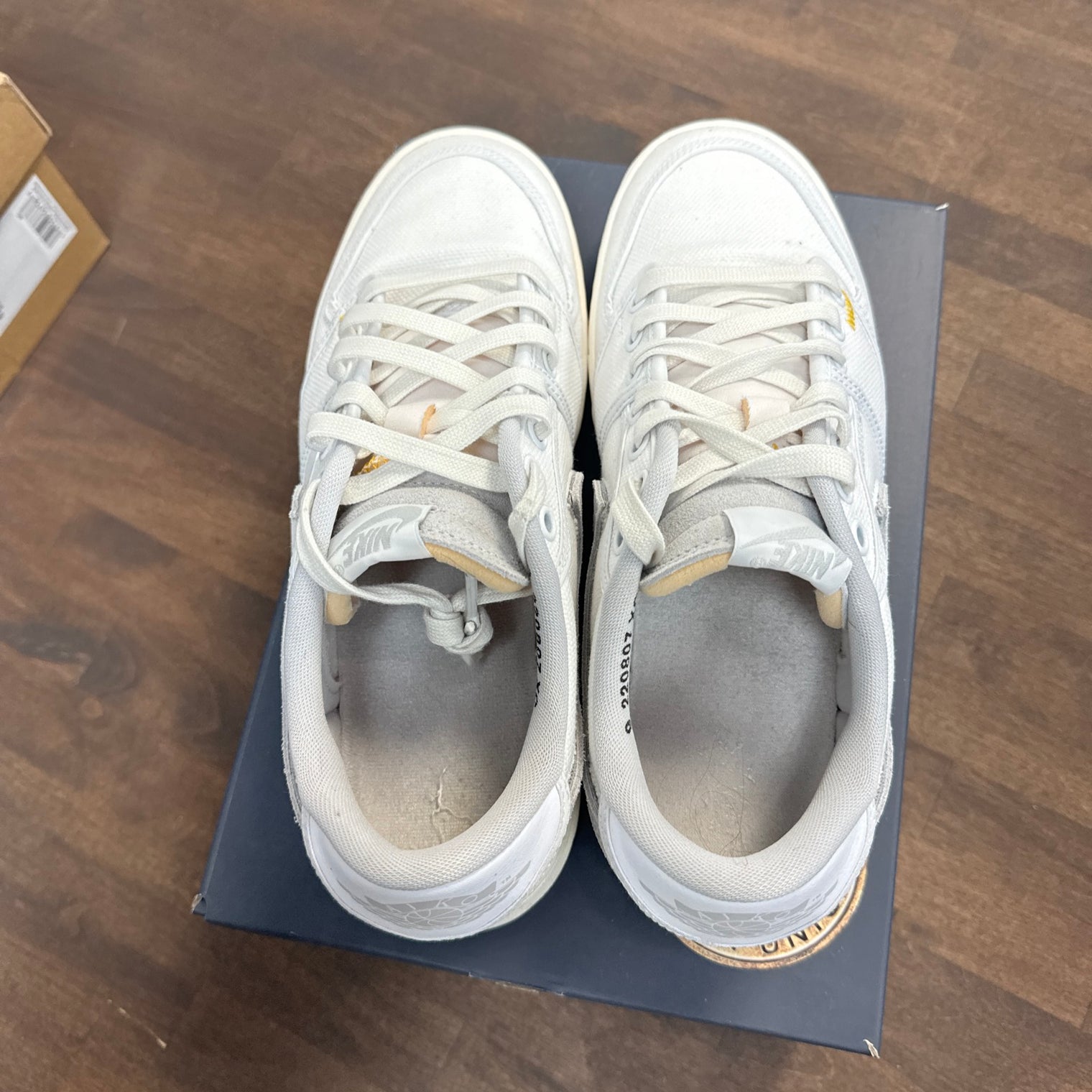 AJKO 1 Low Canvas (USED)