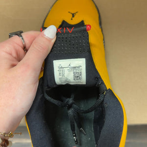 Jordan 14 Retro University Gold Size 10.5 (Pre-Owned) - Image 7