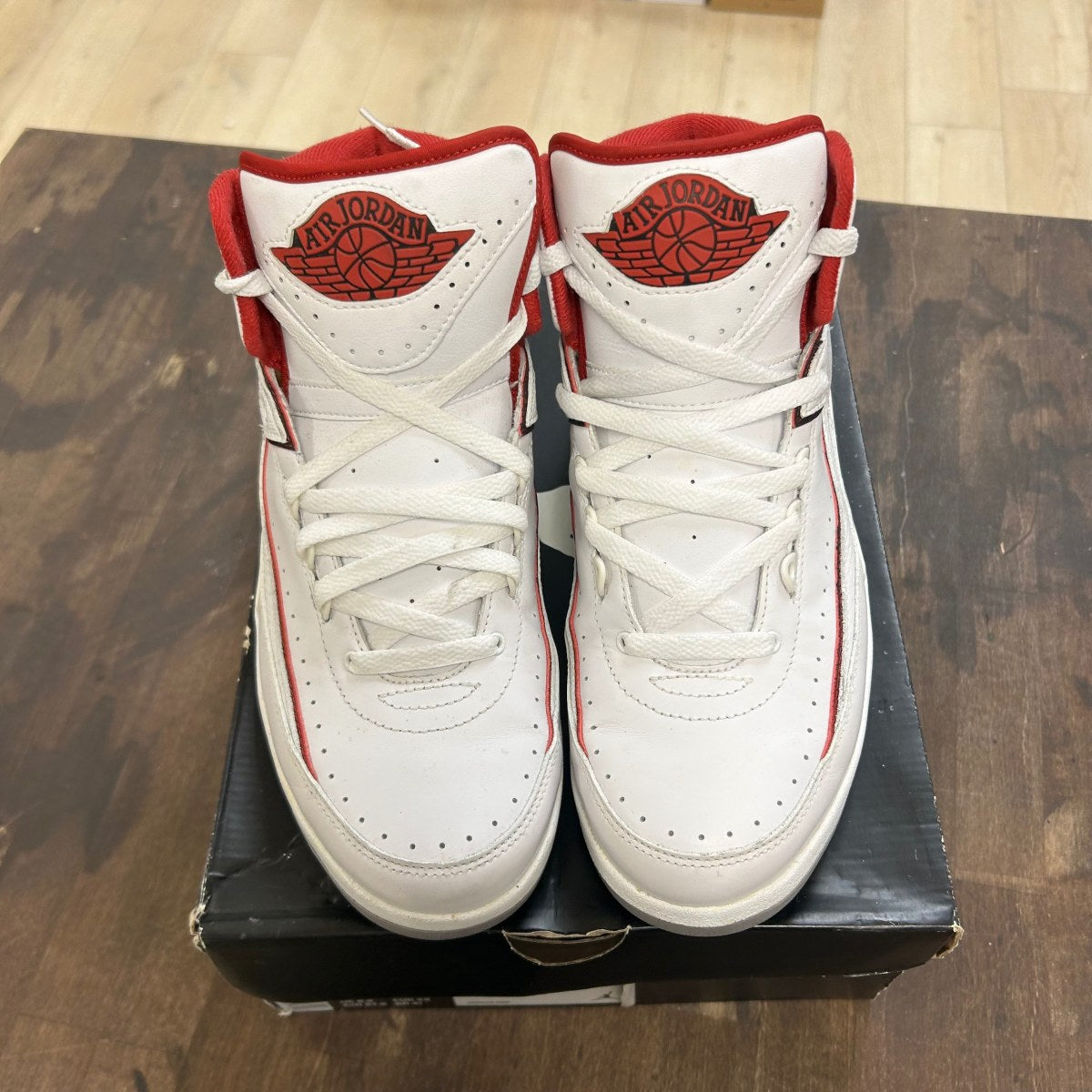 Jordan 2 Retro White Red (2014) - Image 2
