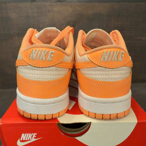 Nike Dunk Low Peach Cream (Women's) Size 7W (Pre-Owned)