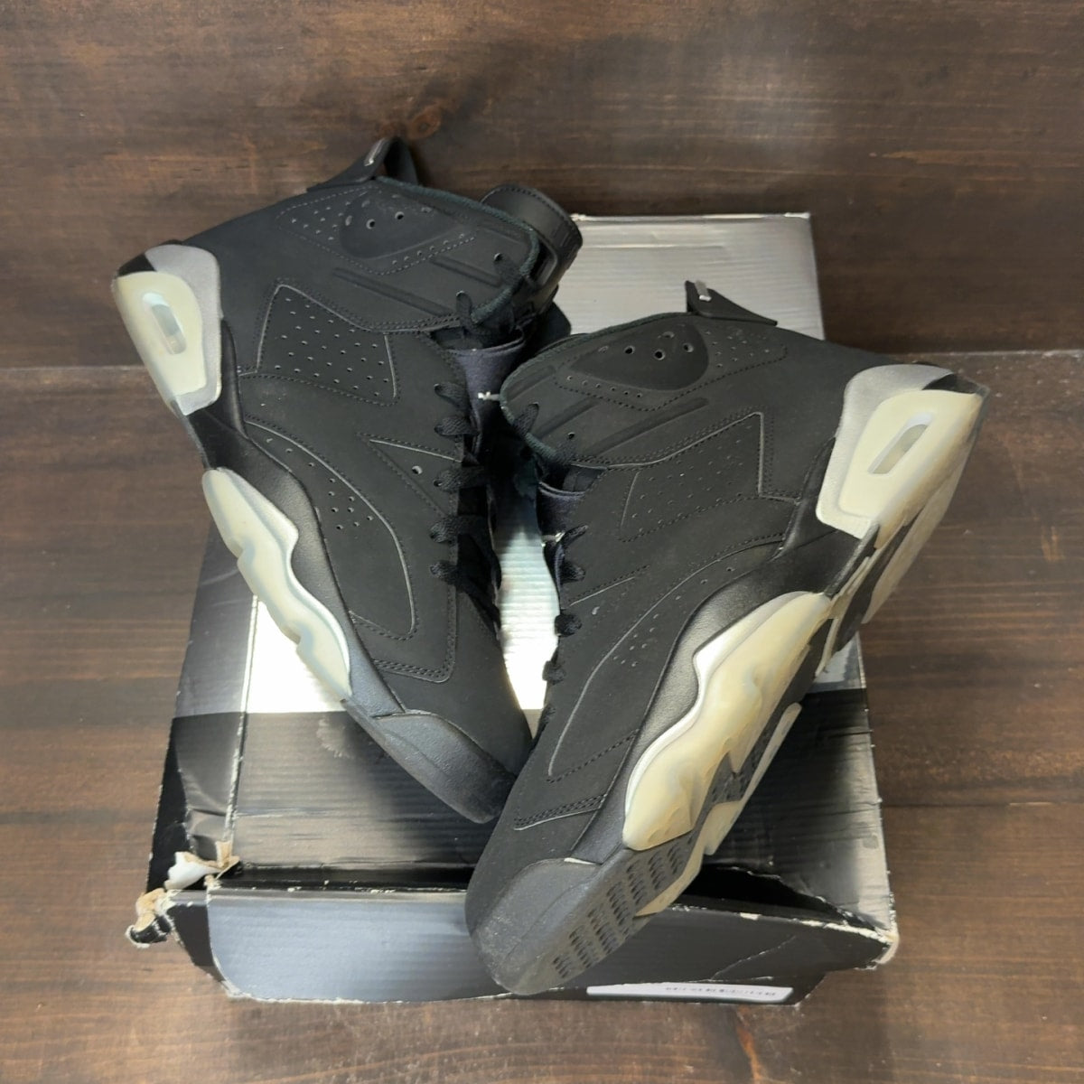 Jordan 6 Retro Chrome - Image 2